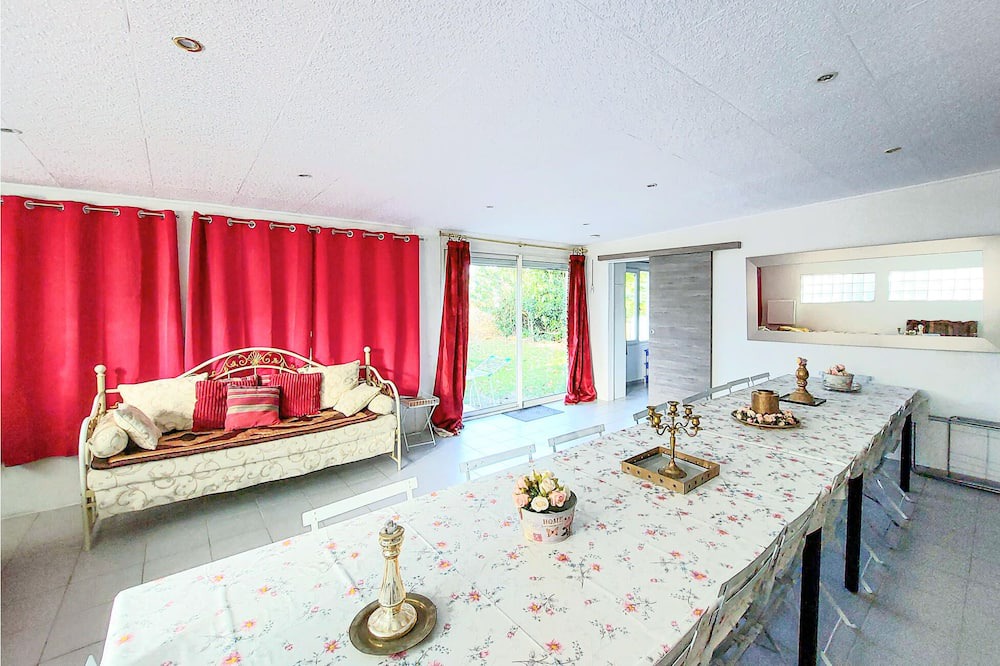 Photo of Bedroom in Cesson