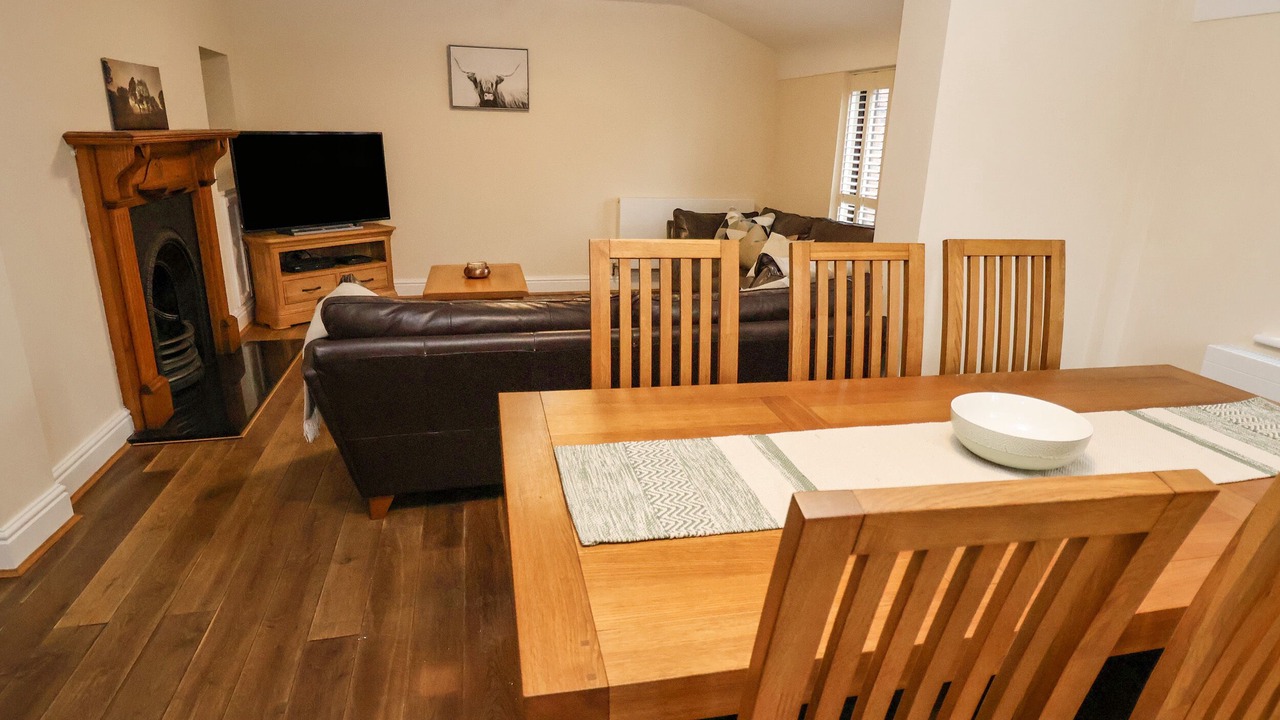 Photo of Others in Chorlton-by-Backford