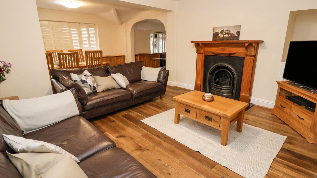 Photo of Others in Chorlton-by-Backford