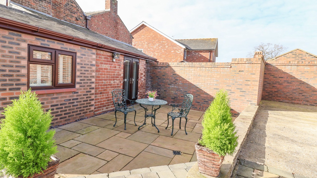 Photo of Others in Chorlton-by-Backford