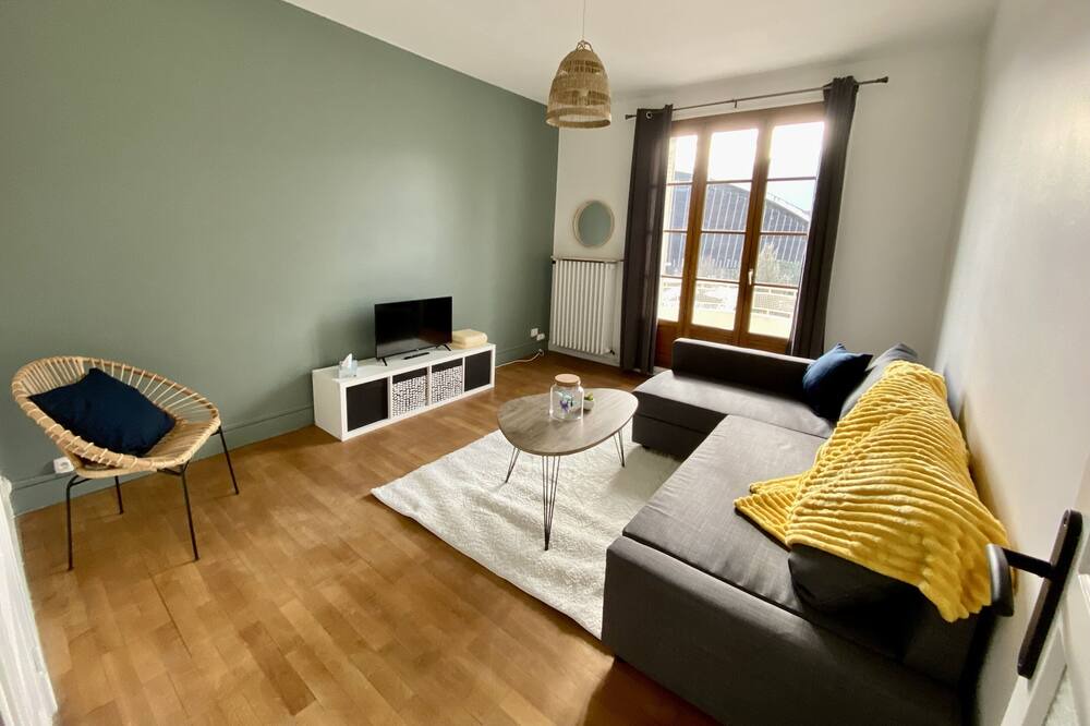 Photo of Livingroom in Quartier Exposition-Bajatiere