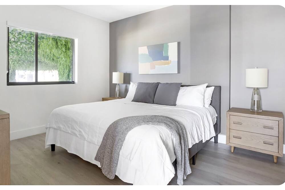 Photo of Bedroom in Garden Isles