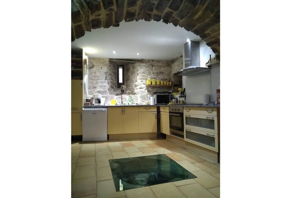 Photo of Kitchen in Saint-Jean-de-la-Blaquiere