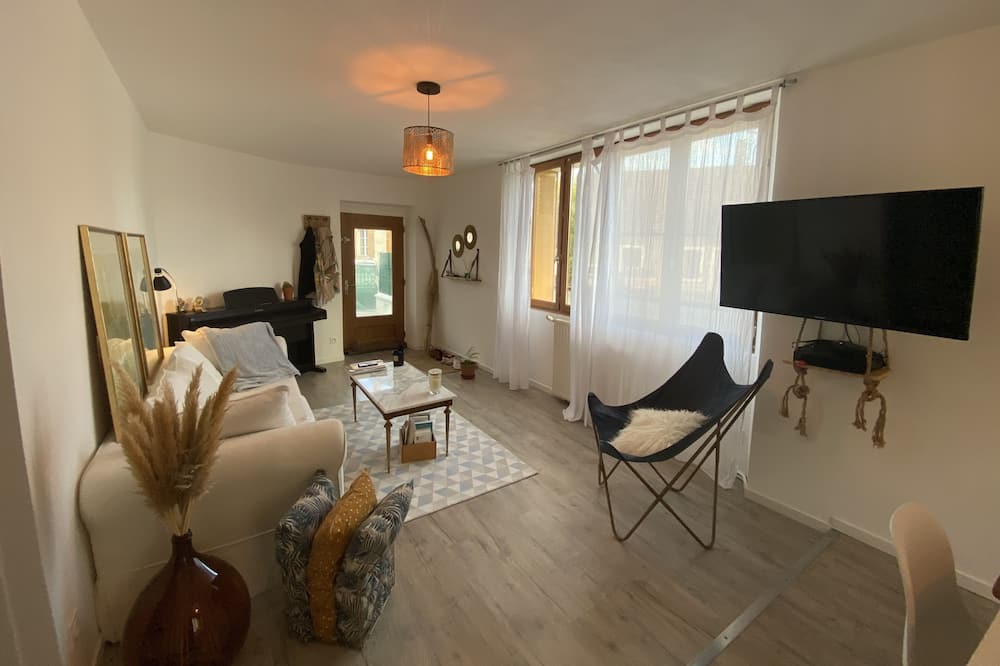 Photo of Bedroom in Saint-Baudel