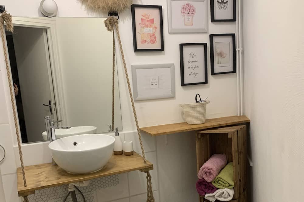 Photo of Bathroom in Saint-Baudel