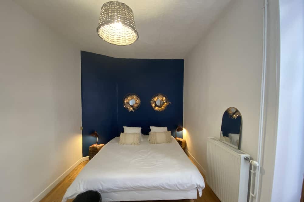 Photo of Bedroom in Saint-Baudel