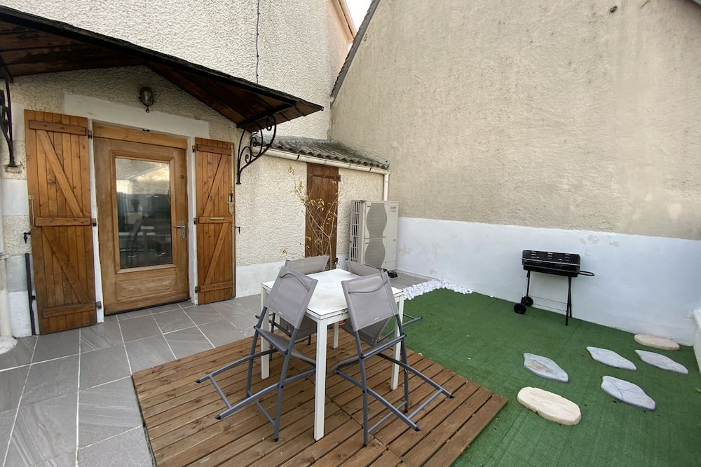 Photo of Outdoor in Saint-Baudel