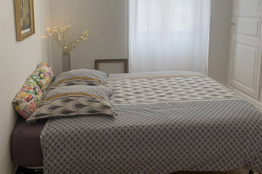 Photo of Bedroom in Saint-Baudel