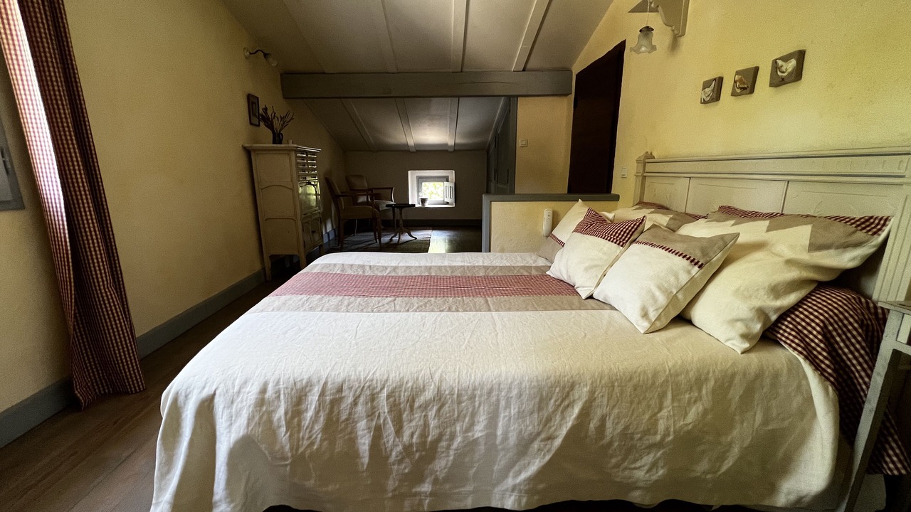 Photo of Bedroom in Rochefort-en-Valdaine
