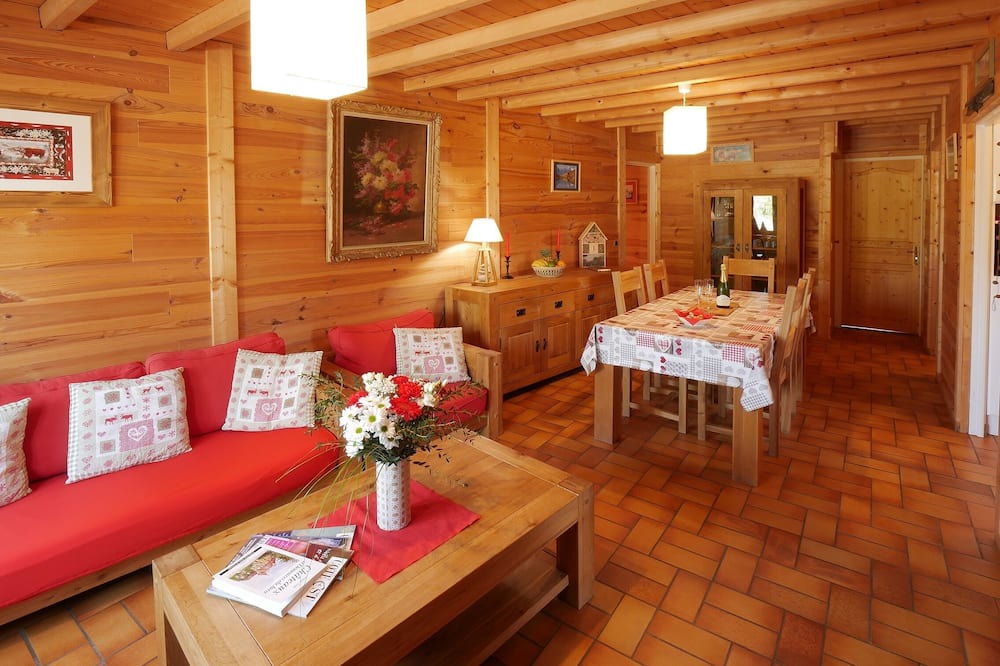 Photo of Livingroom in Marnoz