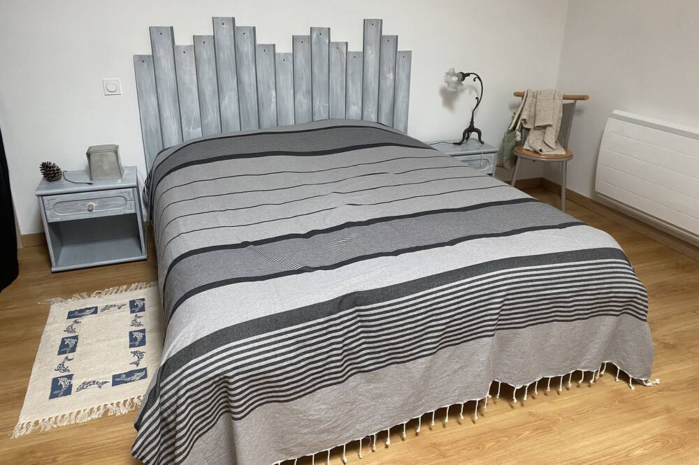 Photo of Bedroom in Les Moutiers-en-Retz