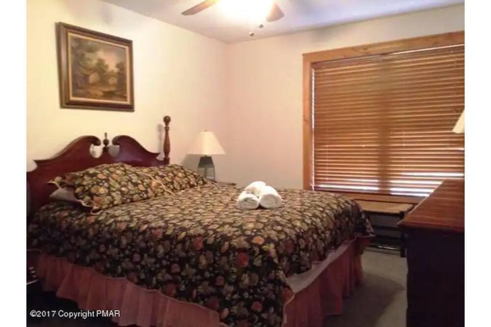 Photo of Bedroom in Tannersville
