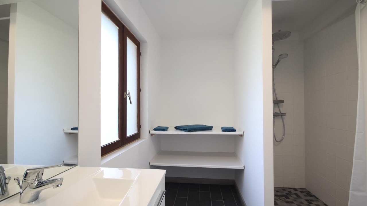 Photo of Bathroom in Les Grandes-Ventes