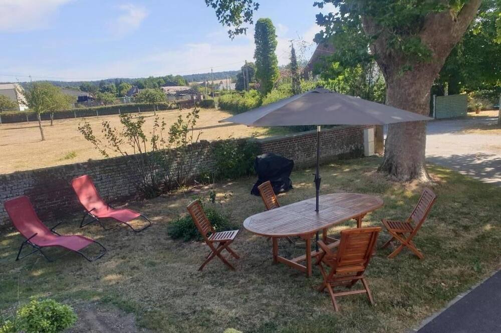 Photo of Outdoor in Mesnieres-en-Bray