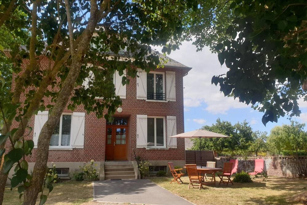 Photo of Outdoor in Mesnieres-en-Bray