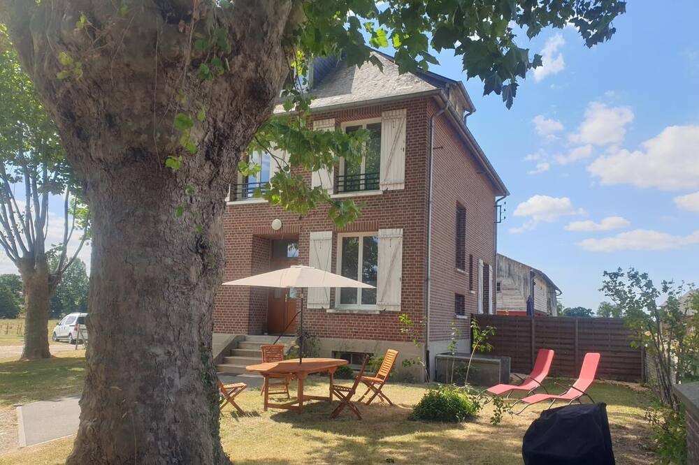 Photo of Outdoor in Mesnieres-en-Bray