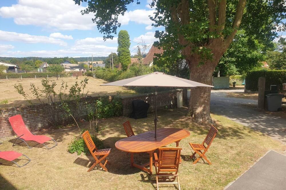 Photo of Outdoor in Mesnieres-en-Bray