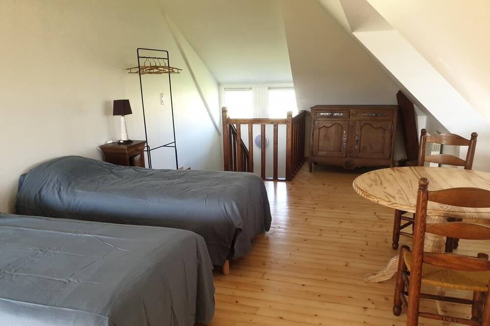 Photo of Bedroom in Mesnieres-en-Bray