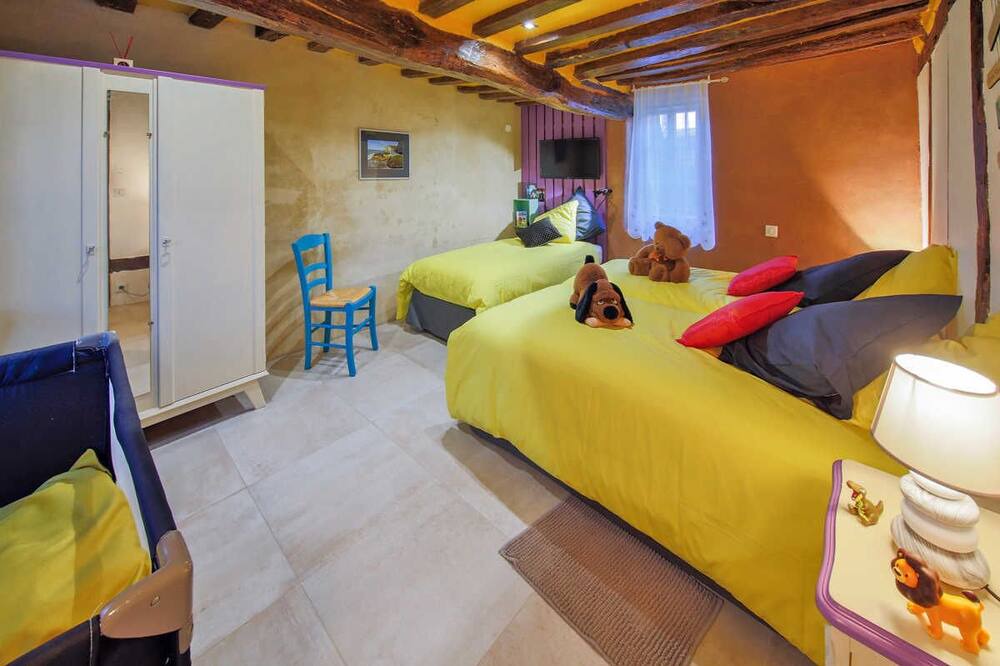 Photo of Bedroom in Saint-Saens