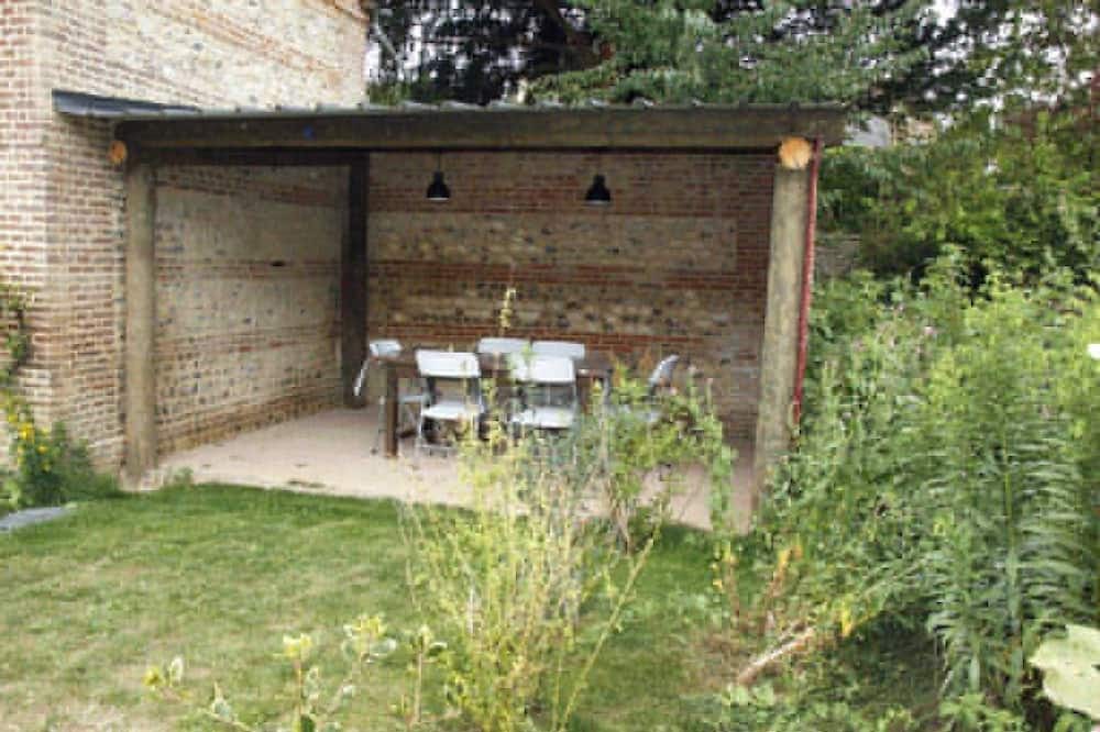 Photo of Outdoor in Saint-Saens