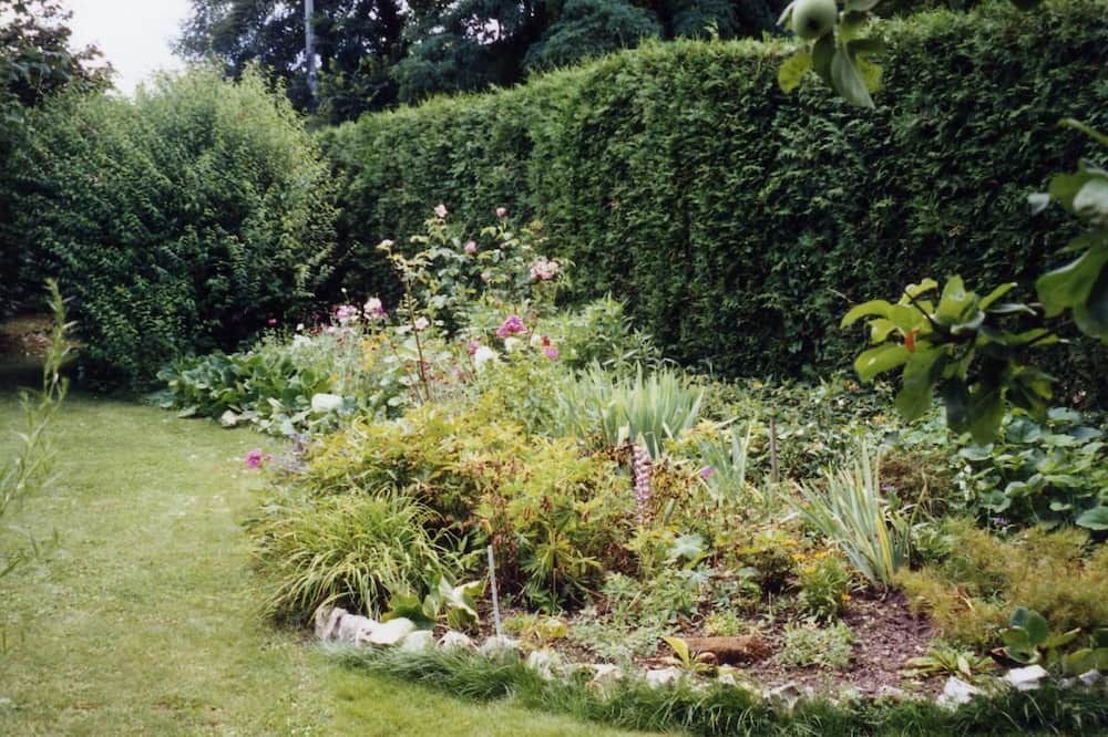 Photo of Outdoor in Saint-Aubin-Epinay