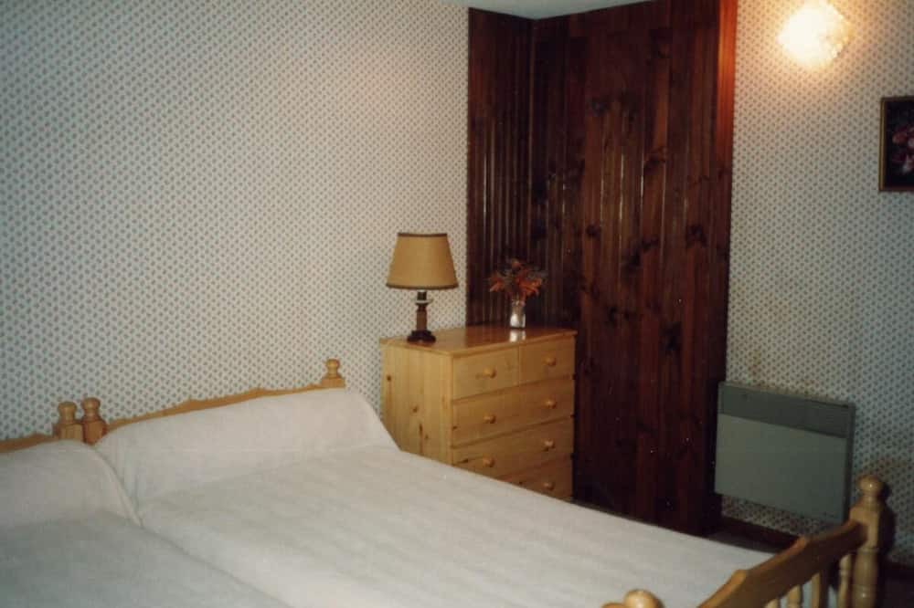 Photo of Bedroom in Saint-Aubin-Epinay