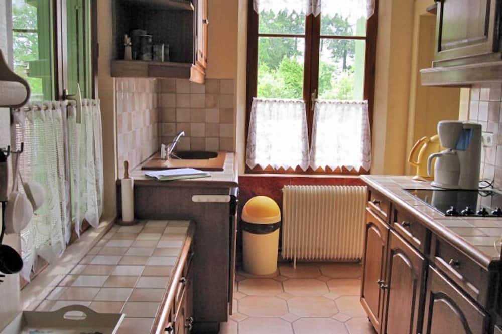 Photo of Kitchen in Saint-Vaast-du-Val