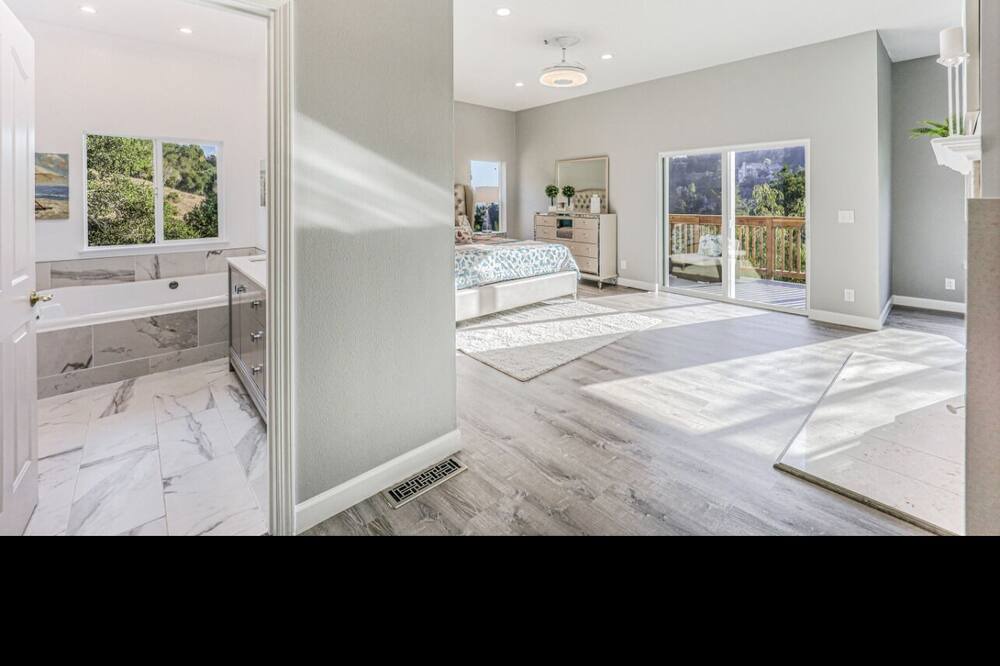 Photo of Others in Claremont Hills