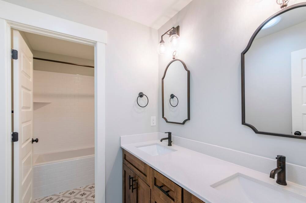 Photo of Bathroom in Lincoln Park
