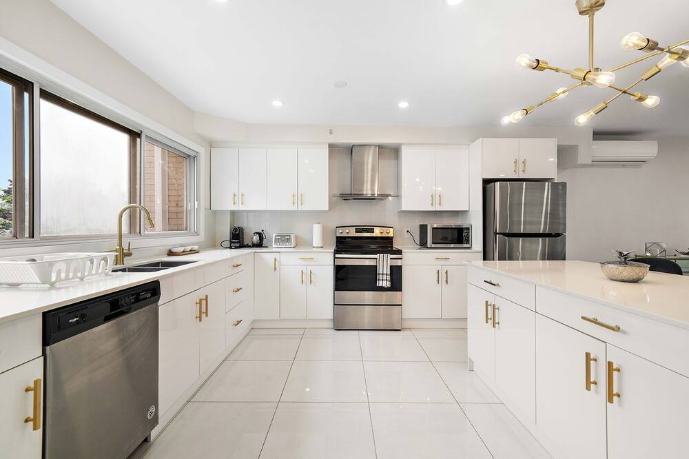 Photo of Kitchen in Cote-Saint-Luc