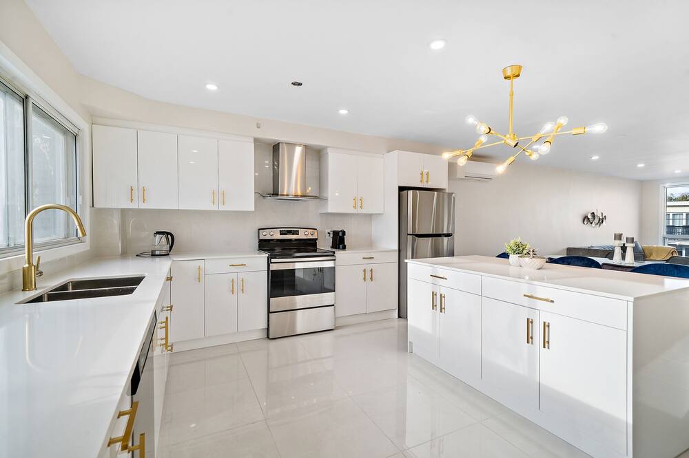 Photo of Kitchen in Cote-Saint-Luc