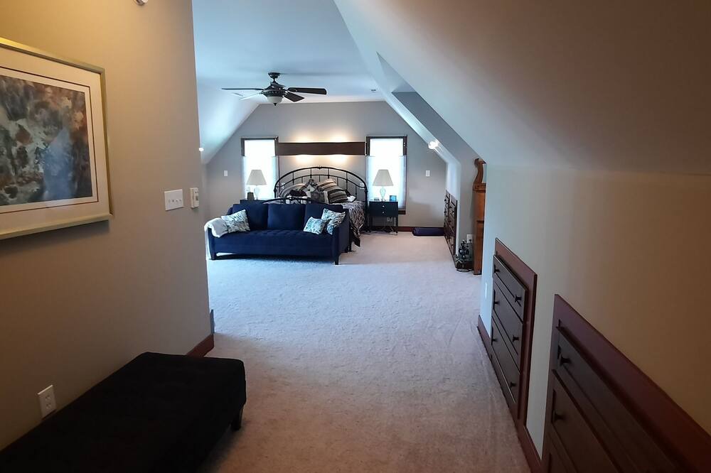 Photo of Others in Pittsville