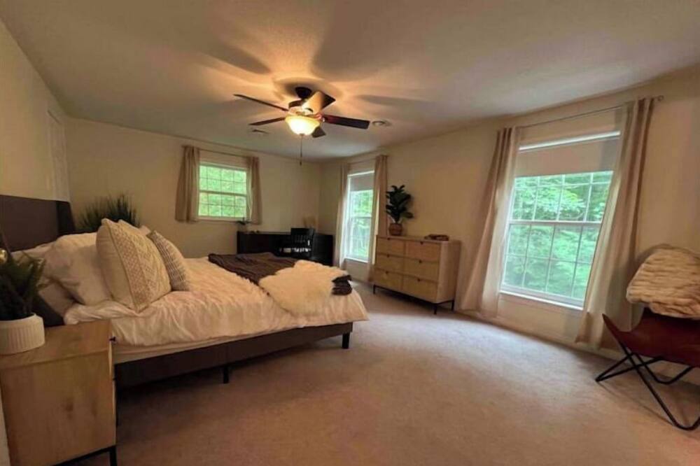 Photo of Bedroom in Moultonborough