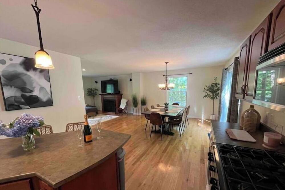 Photo of Kitchen in Moultonborough