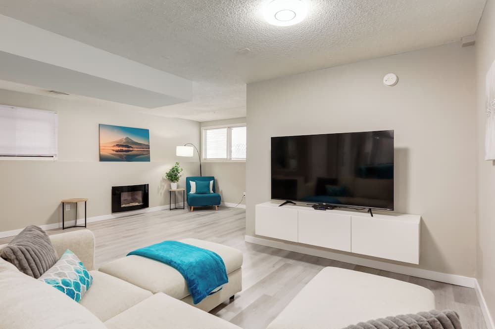 Photo of Livingroom in Montgomery