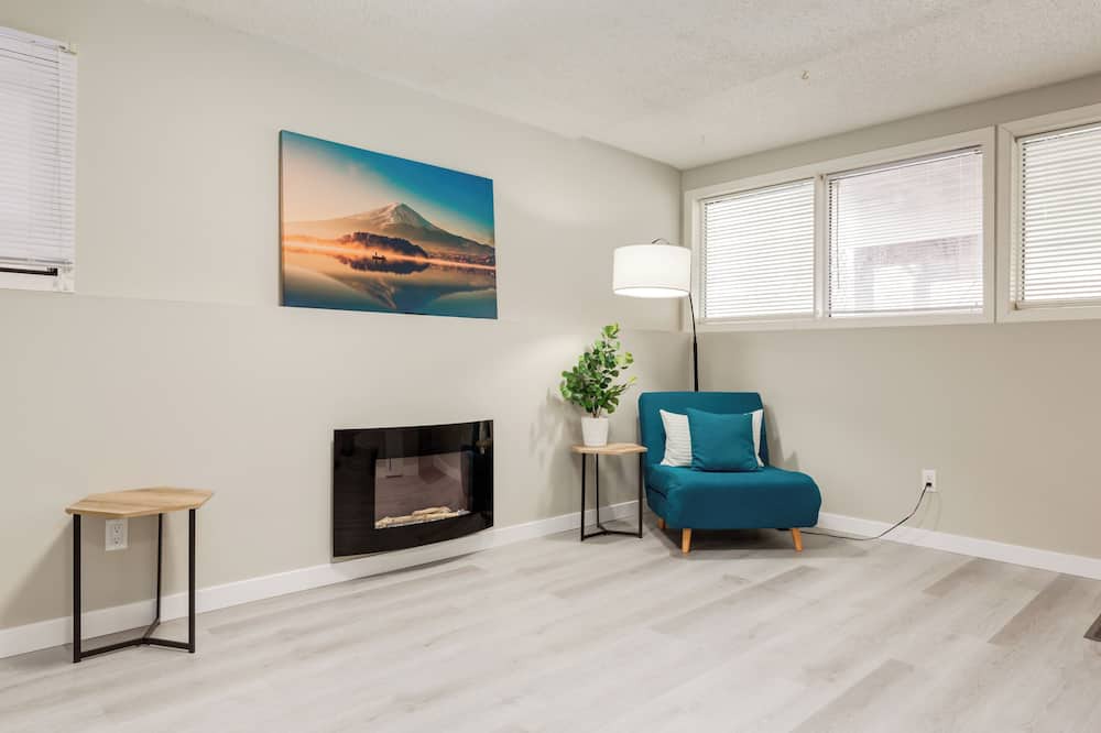 Photo of Livingroom in Montgomery