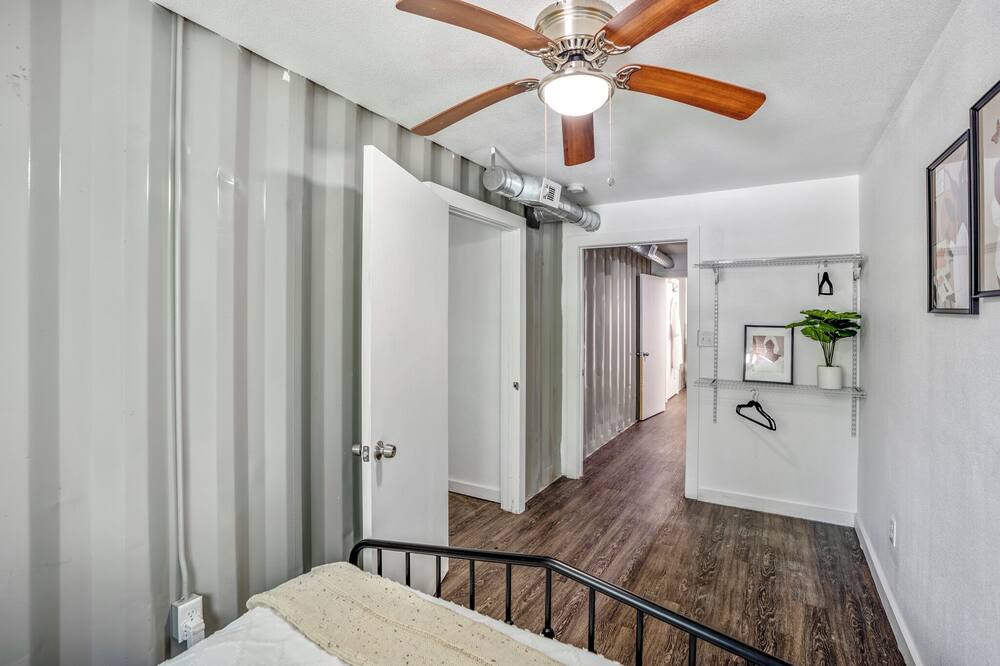Photo of Bedroom in Foster Place