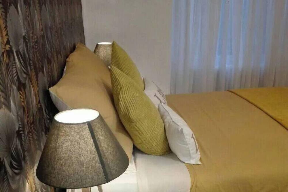 Photo of Bedroom in Thiat