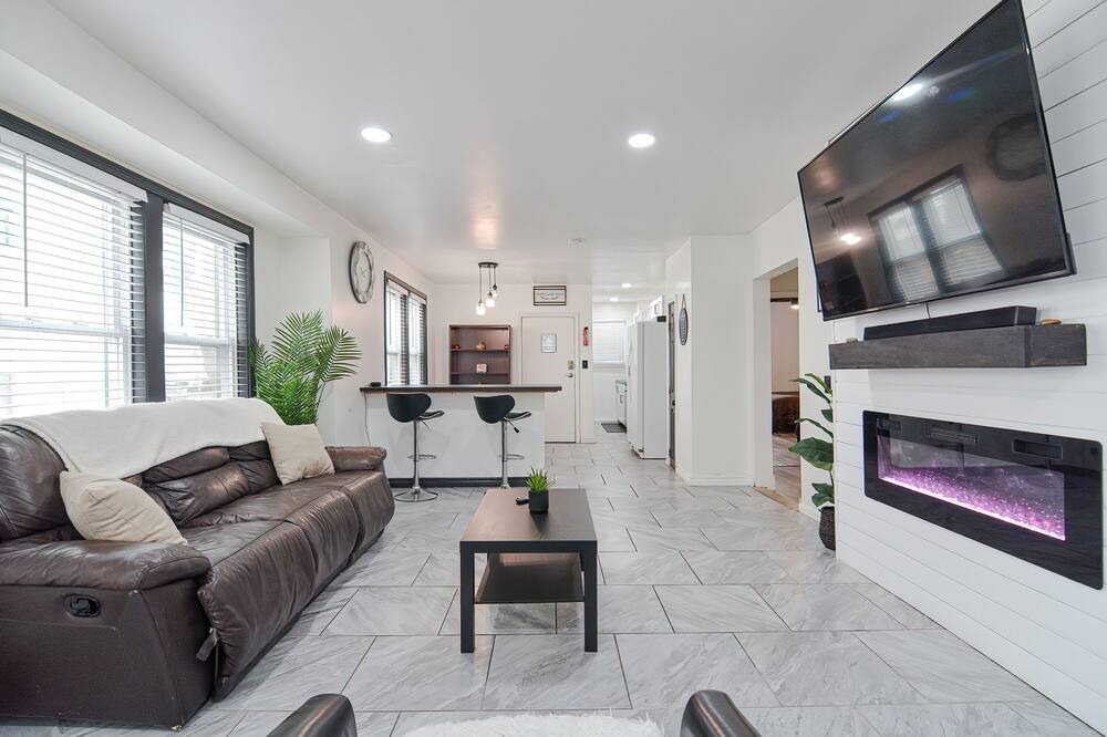 Photo of Livingroom in Washington Park