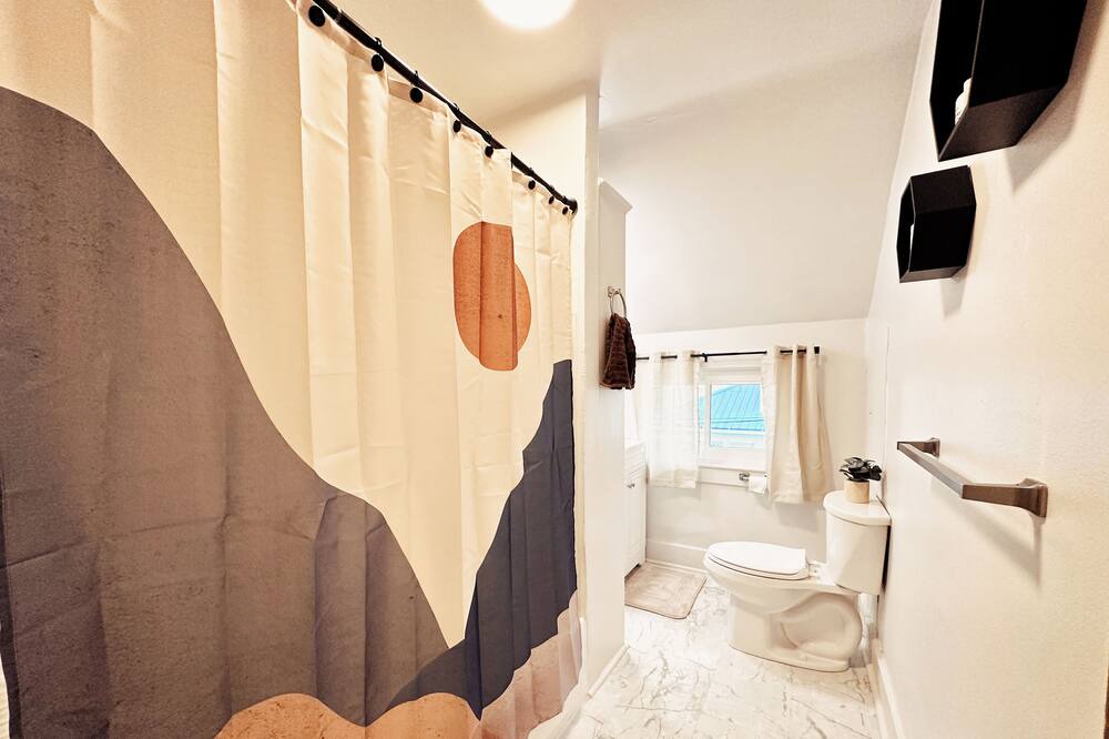 Photo of Bathroom in Bellefontaine