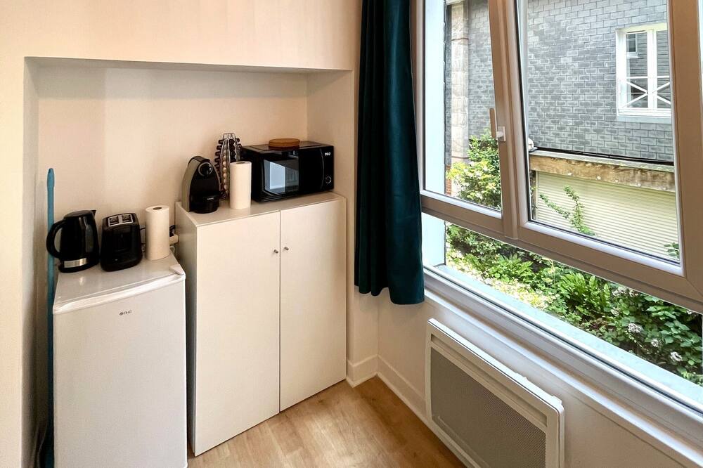 Photo of Others in Enclos