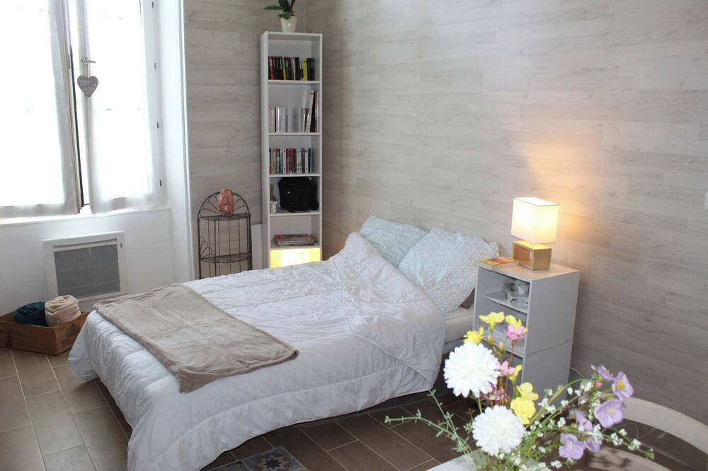 Photo of Bedroom in Bourgogne