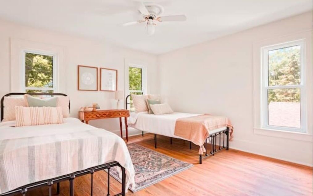 Photo of Bedroom in Pointe aux Roches
