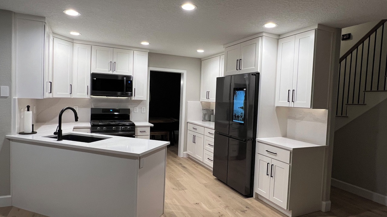 Photo of Kitchen in Stafford - Tualatin Valley
