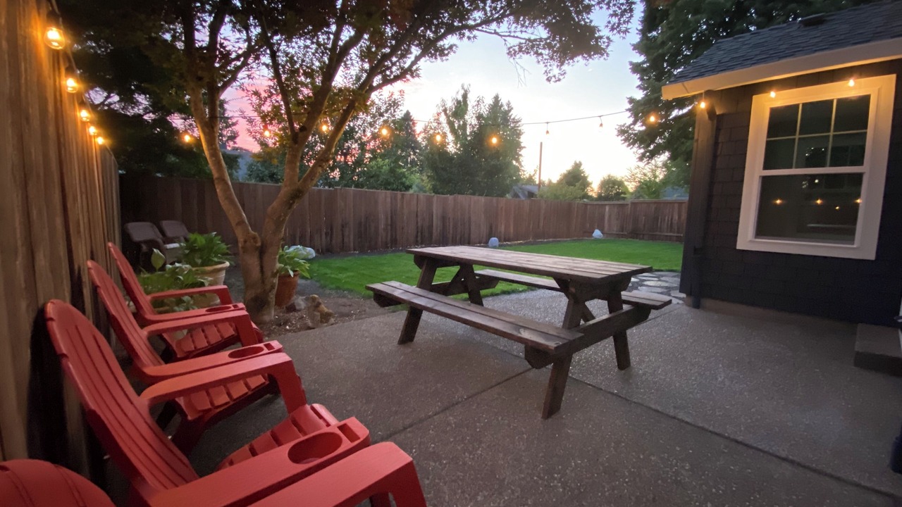 Photo of Outdoor in Stafford - Tualatin Valley