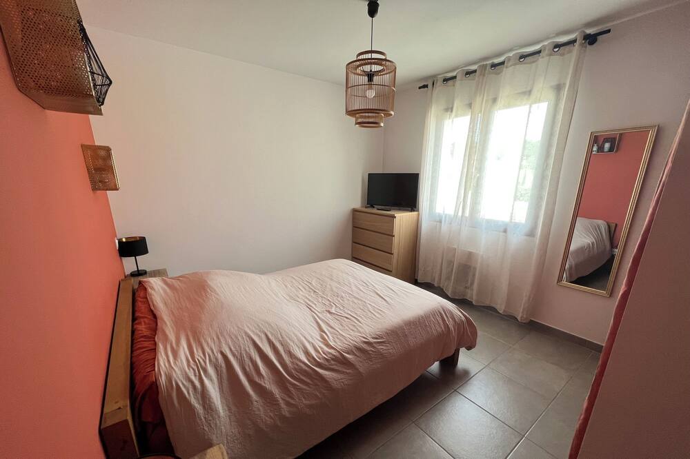 Photo of Bedroom in Sernhac