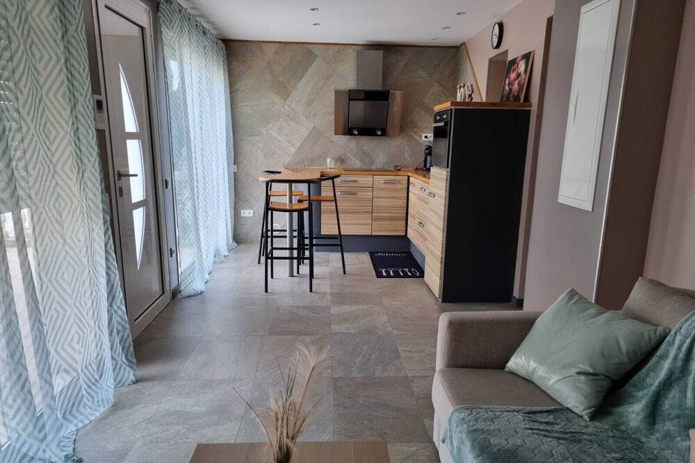 Photo of Livingroom in Saint-Laurent-d'Aigouze