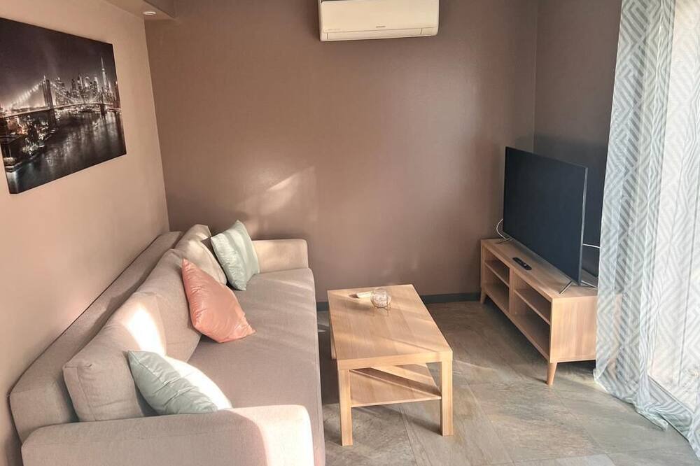 Photo of Livingroom in Saint-Laurent-d'Aigouze