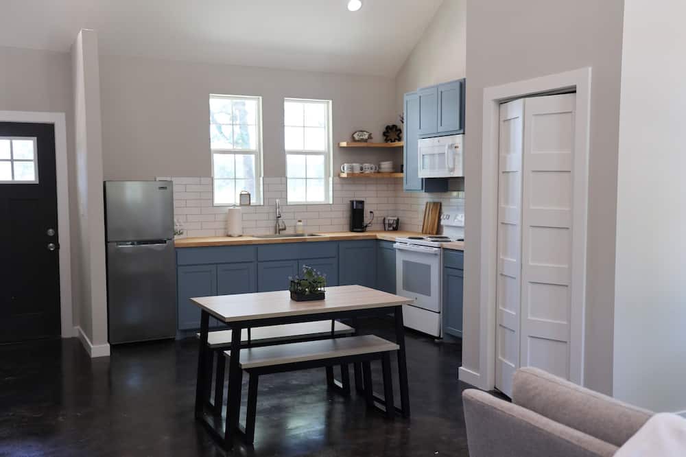 Photo of Kitchen in Zavalla