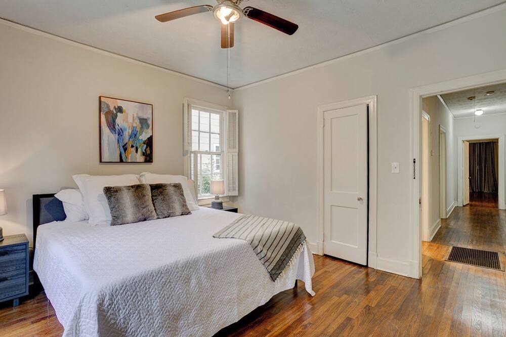 Photo of Bedroom in Greater Belhaven
